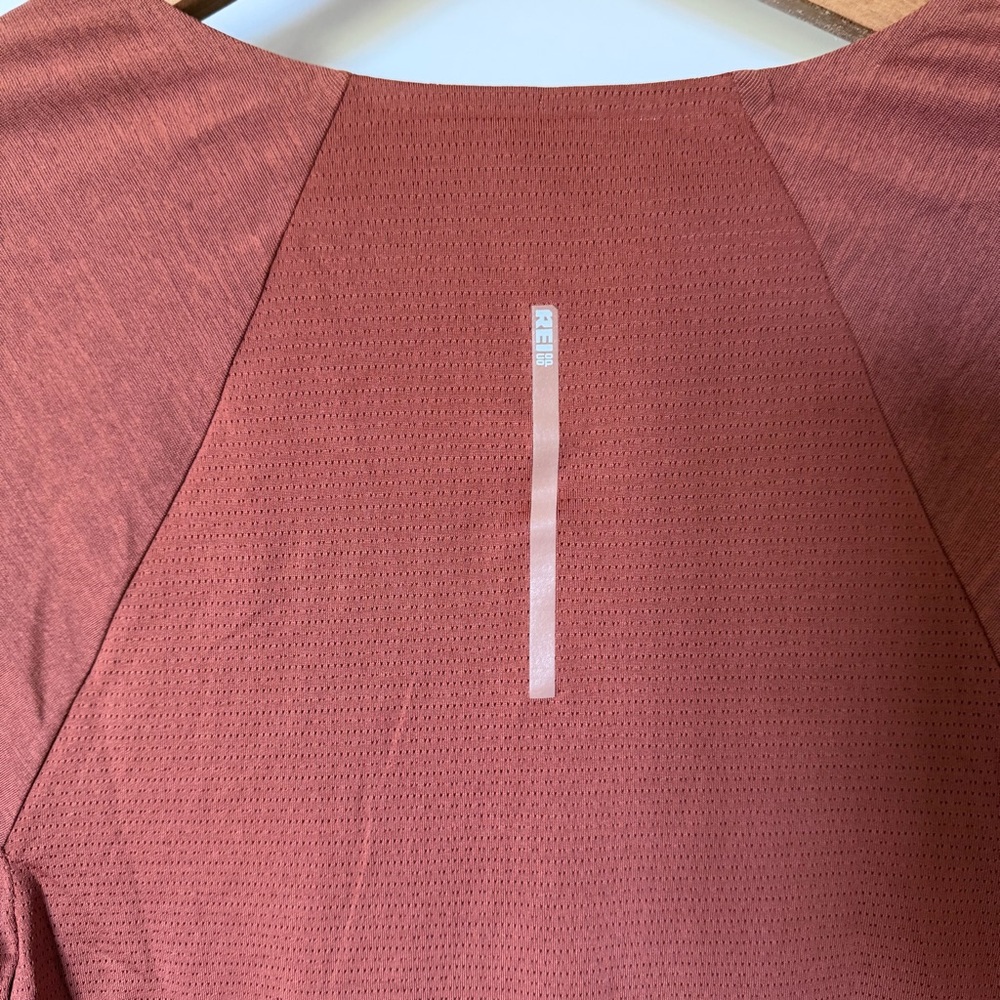 REI Womens long sleeve hiking shirt Small NWOT outdoor lightweight breathable - Picture 8 of 8